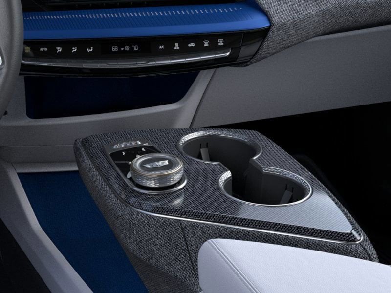 2025 Cadillac Optiq Luxury 23