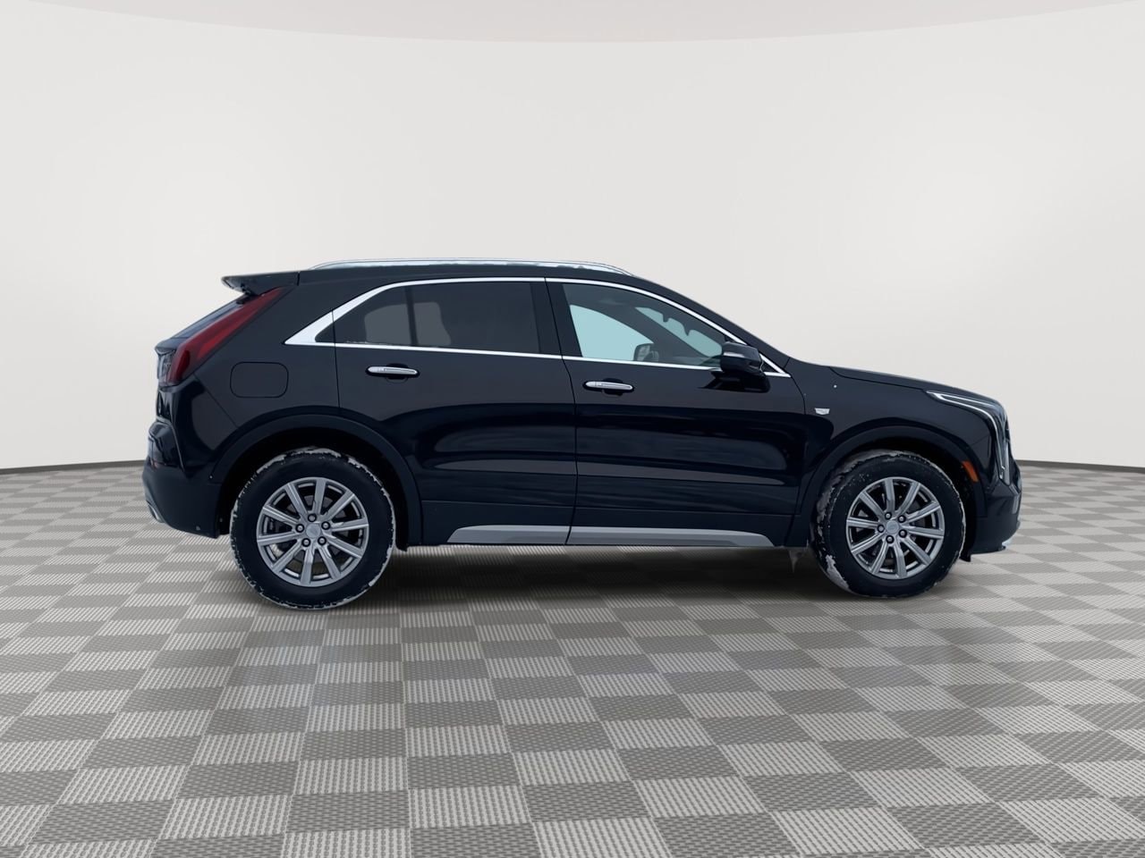 Thumbnail: 2023 Cadillac XT4 - 9