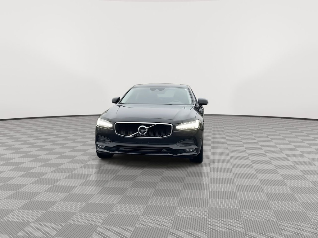 Used 2018 Volvo S90 Momentum