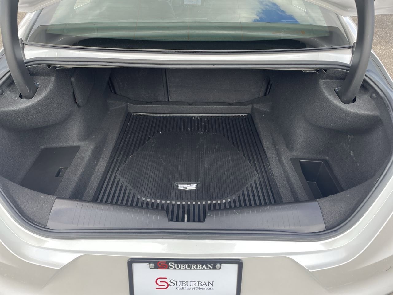 Thumbnail: 2023 Cadillac CT4 - 17