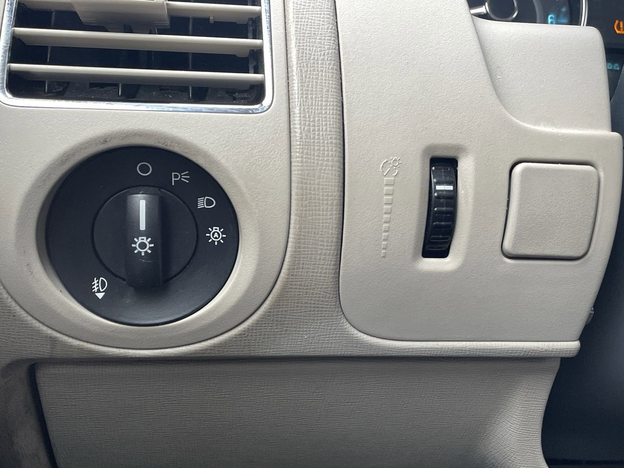 Thumbnail: 2009 Ford Flex - 26