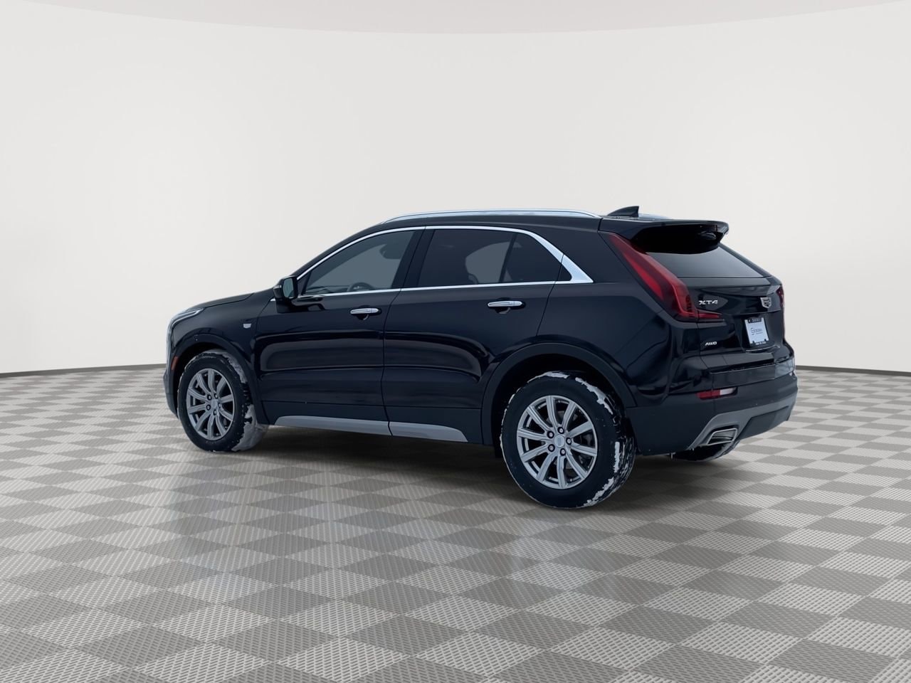 Thumbnail: 2023 Cadillac XT4 - 6