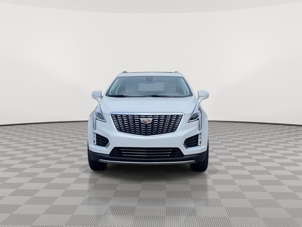 Thumbnail: 2023 Cadillac XT5 - 3