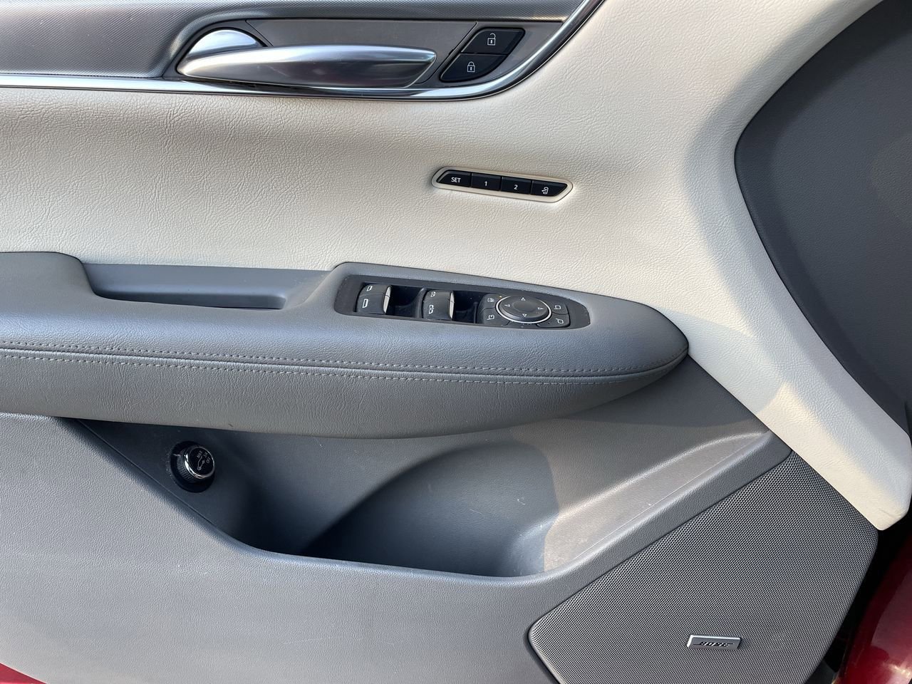 Thumbnail: 2020 Cadillac XT5 - 33