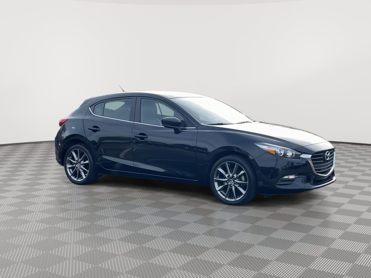 2018 Mazda Mazda3 Touring photo 2