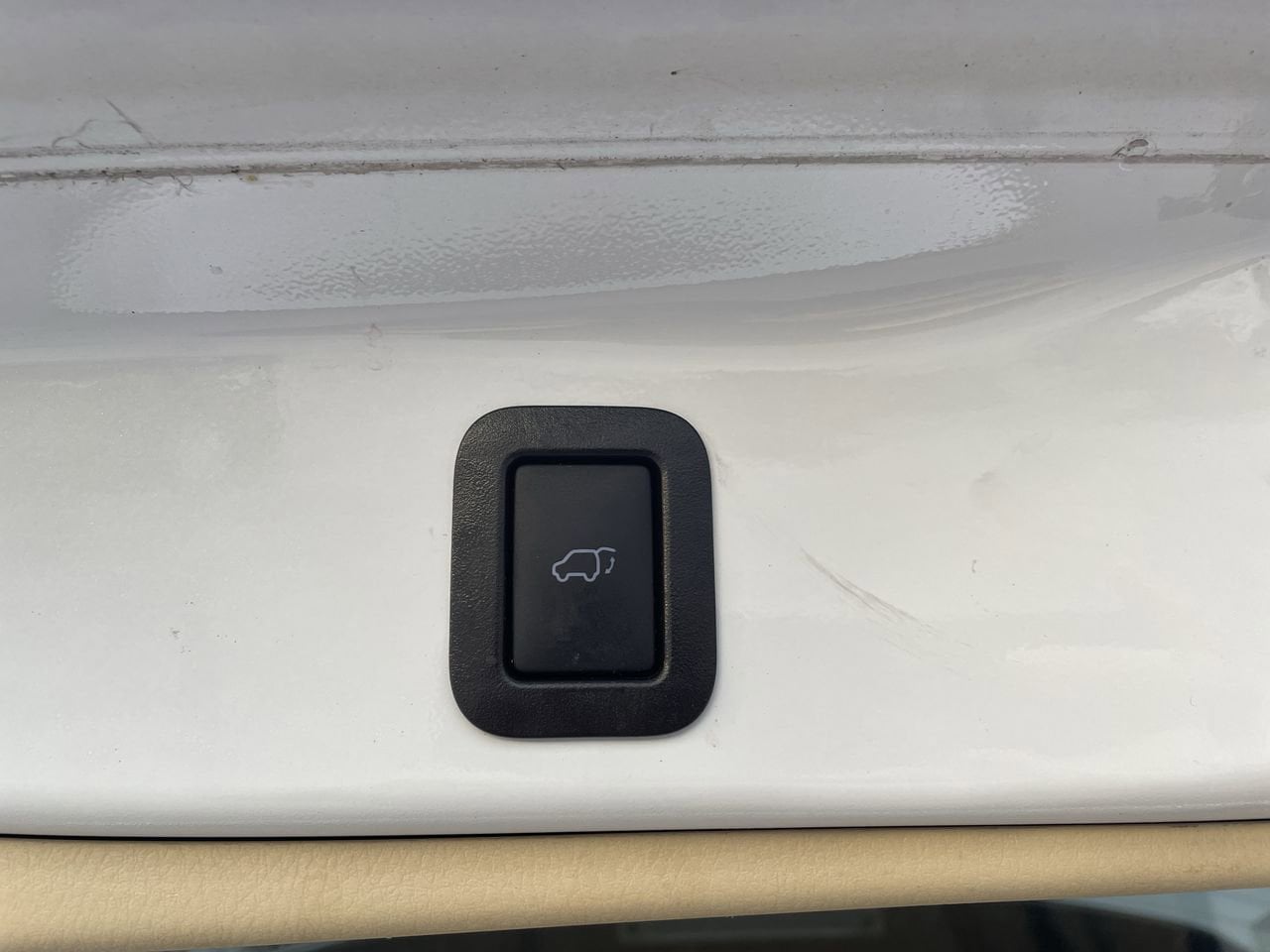 Thumbnail: 2019 Toyota Highlander - 18