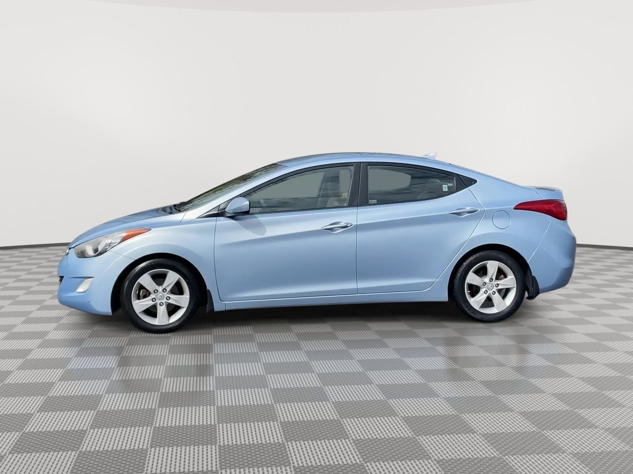 Thumbnail: 2013 Hyundai Elantra - 5