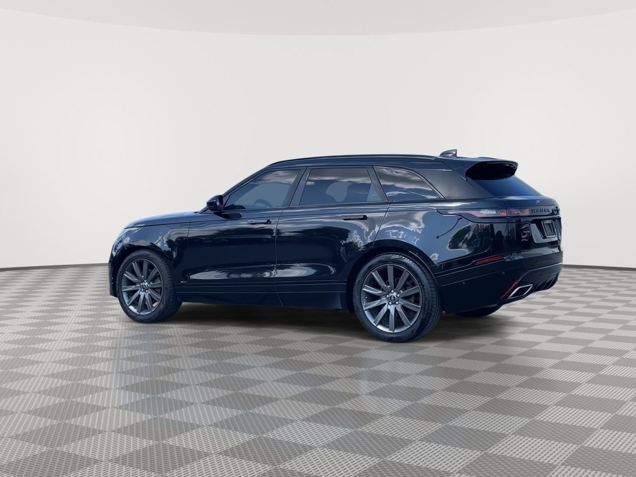 Thumbnail: 2018 Land Rover Range Rover Velar - 6