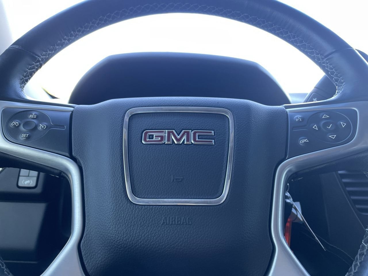 Thumbnail: 2016 GMC Yukon - 10