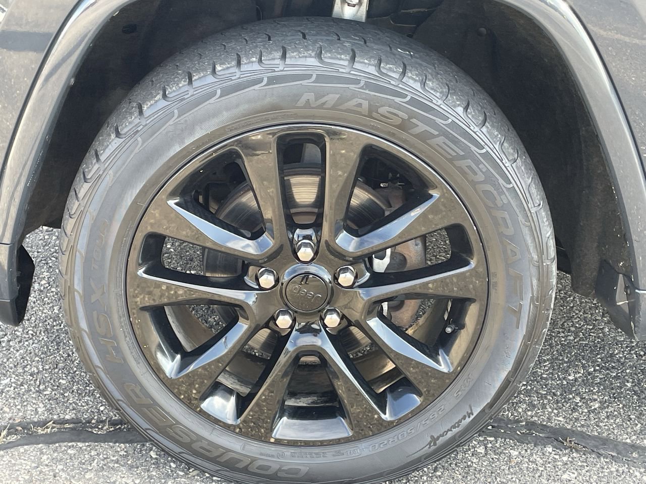 Thumbnail: 2017 Jeep Grand Cherokee - 36