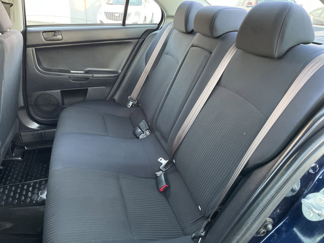 Thumbnail: 2014 Mitsubishi Lancer - 18