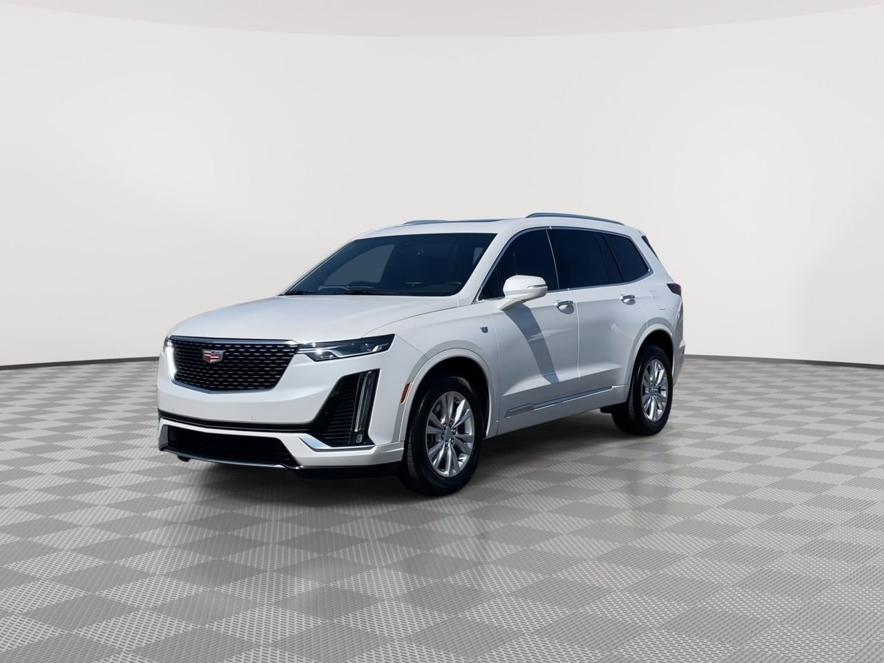 Thumbnail: 2025 Cadillac XT6 - 4