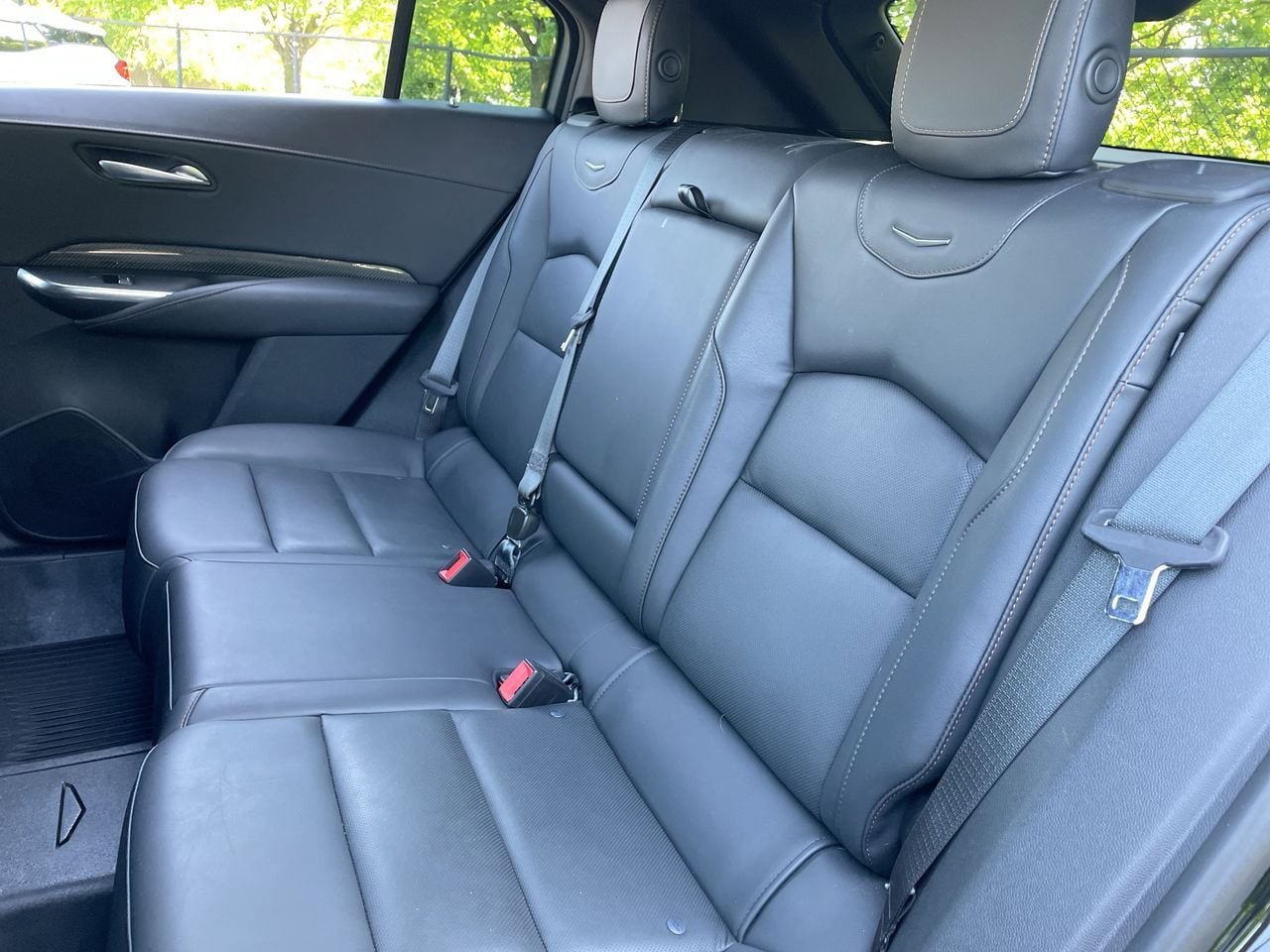 Thumbnail: 2023 Cadillac XT4 - 19