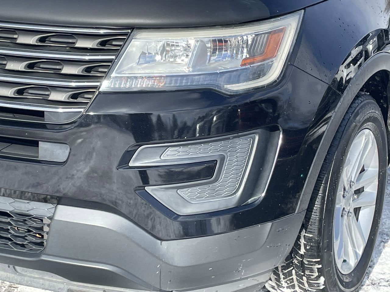 Thumbnail: 2016 Ford Explorer - 33