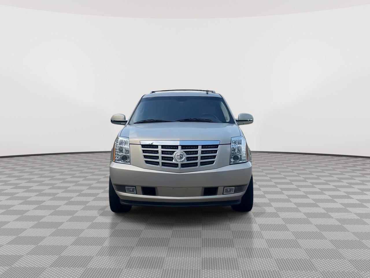 Thumbnail: 2010 Cadillac Escalade - 3