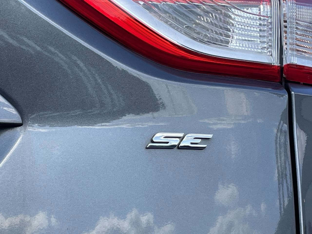Thumbnail: 2016 Ford Escape - 34