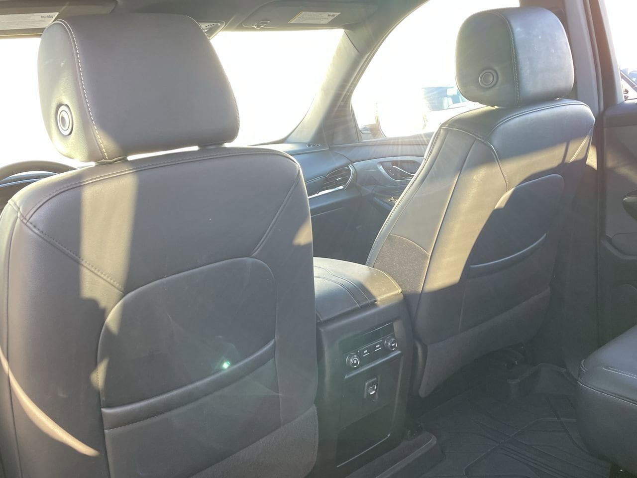 Thumbnail: 2023 Chevrolet Traverse - 21