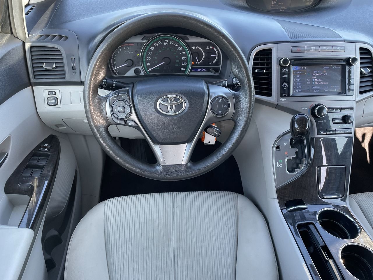 Thumbnail: 2013 Toyota Venza - 11