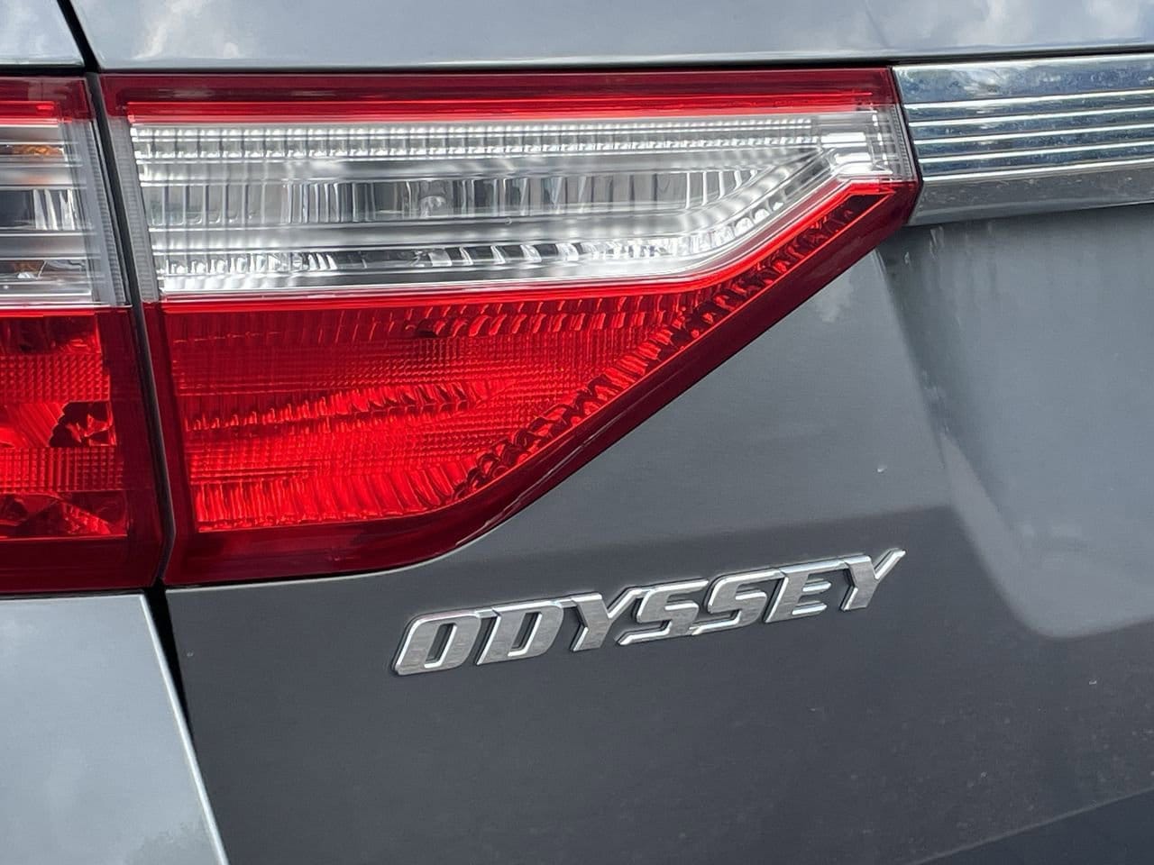 Thumbnail: 2012 Honda Odyssey - 33