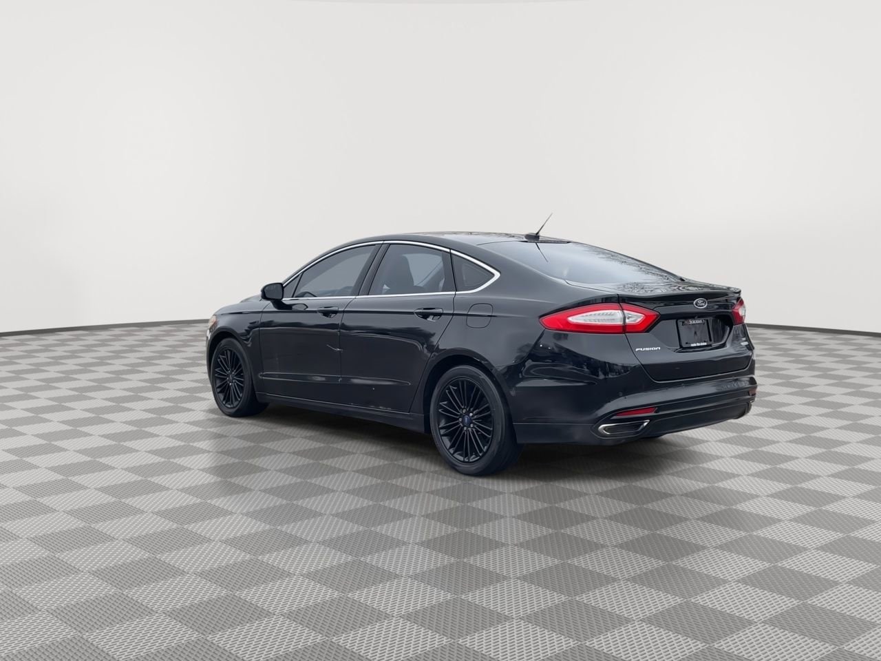 Thumbnail: 2015 Ford Fusion - 6
