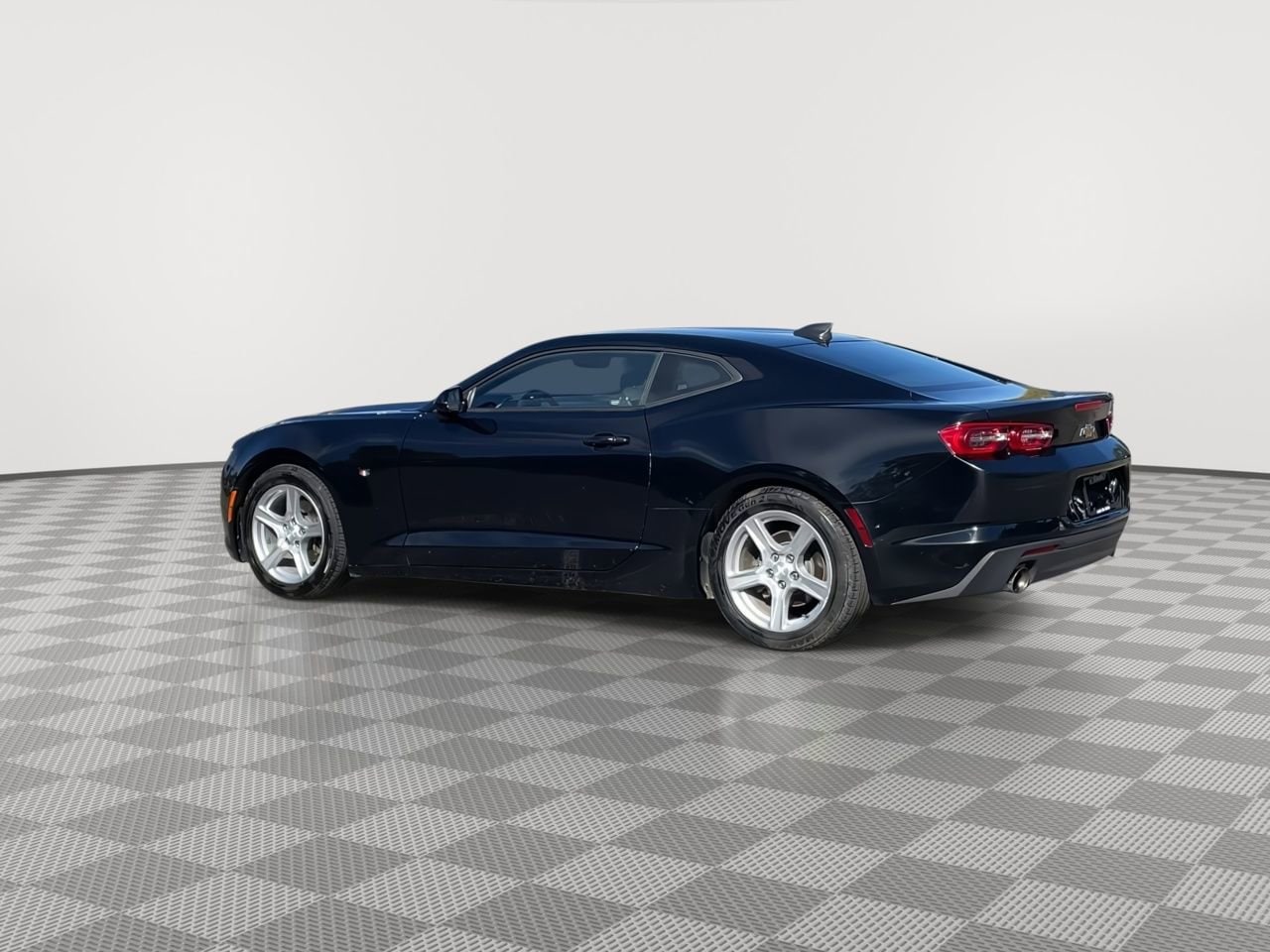 Thumbnail: 2020 Chevrolet Camaro - 6