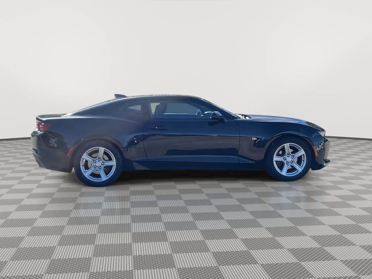 Thumbnail: 2020 Chevrolet Camaro - 9