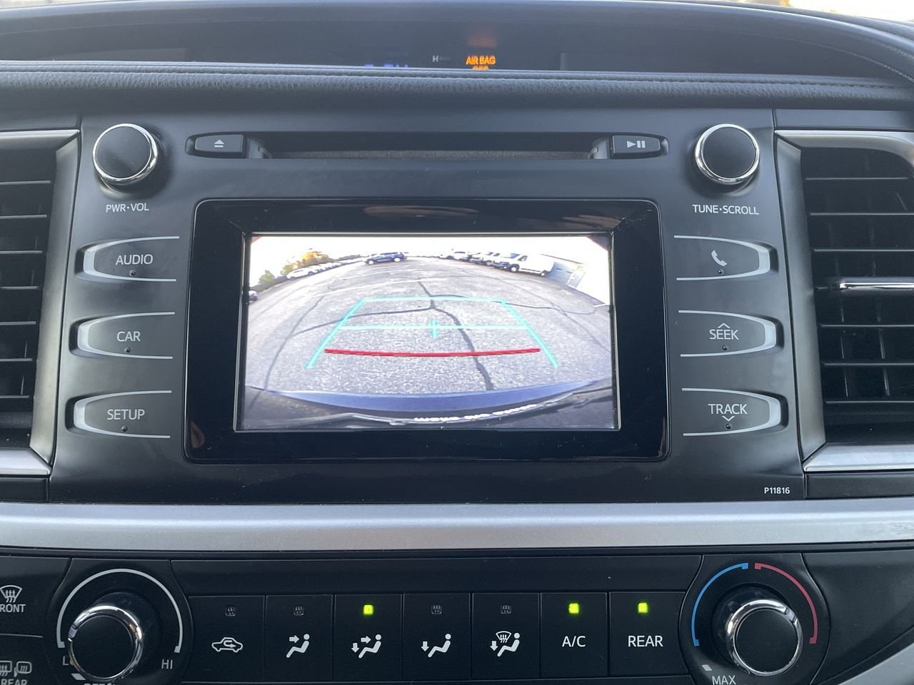 Thumbnail: 2019 Toyota Highlander - 24