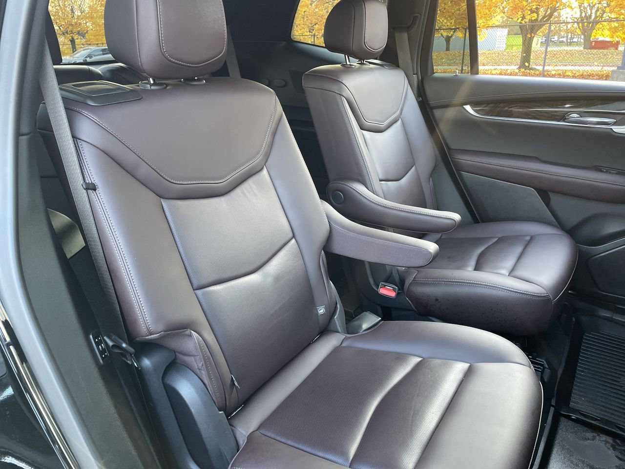 Thumbnail: 2022 Cadillac XT6 - 15