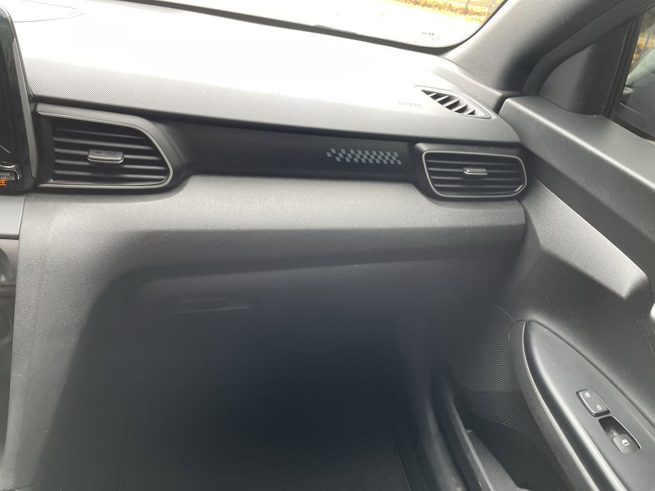 Thumbnail: 2021 Hyundai Veloster - 16