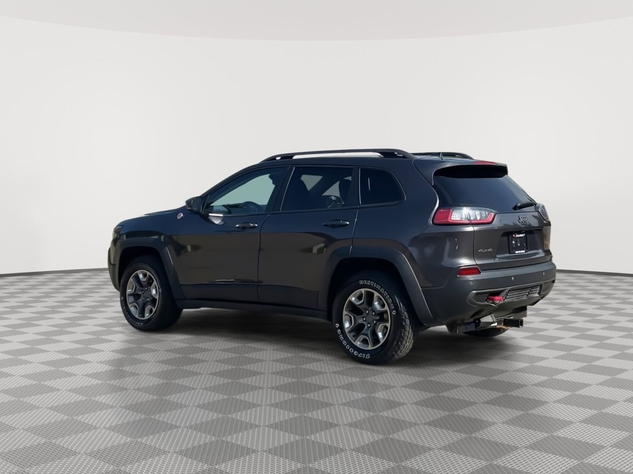 Thumbnail: 2019 Jeep Cherokee - 6