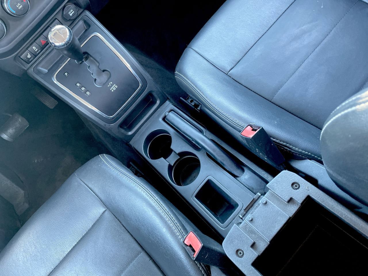 Thumbnail: 2015 Jeep Patriot - 23