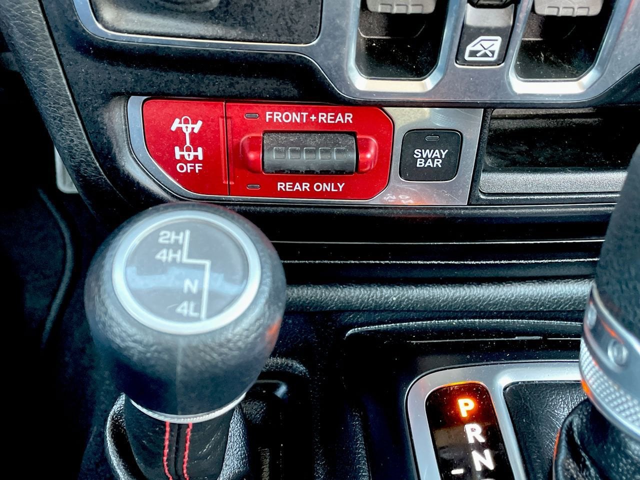 Thumbnail: 2020 Jeep Wrangler - 27