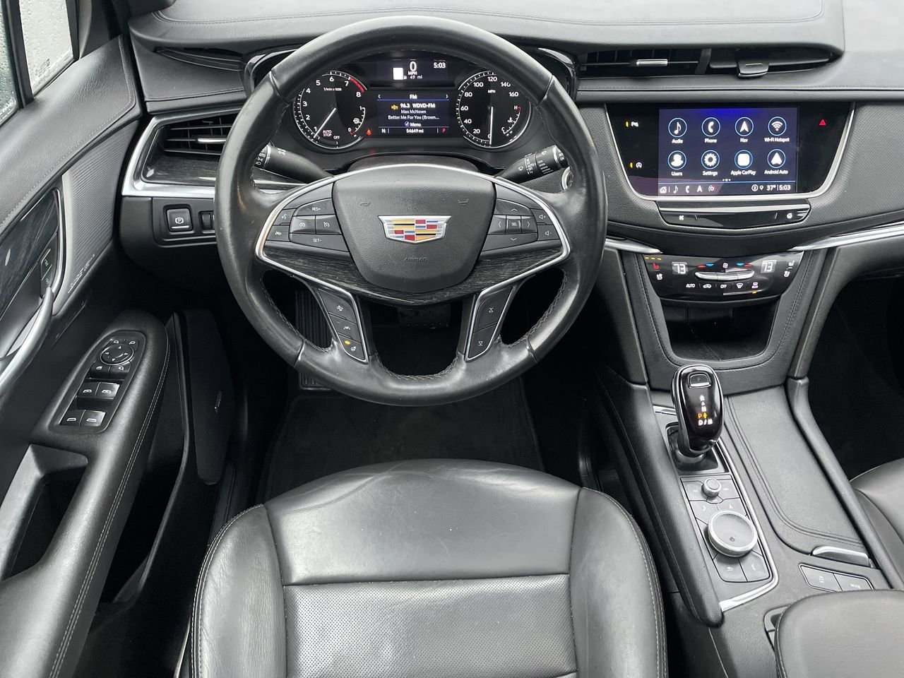 Thumbnail: 2022 Cadillac XT5 - 11