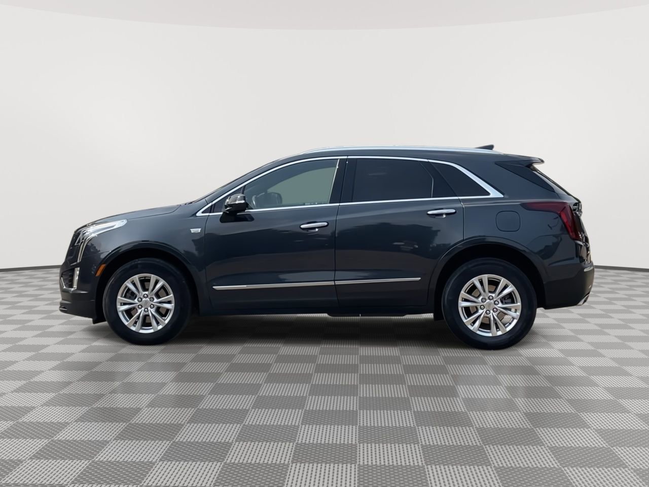 Thumbnail: 2023 Cadillac XT5 - 5