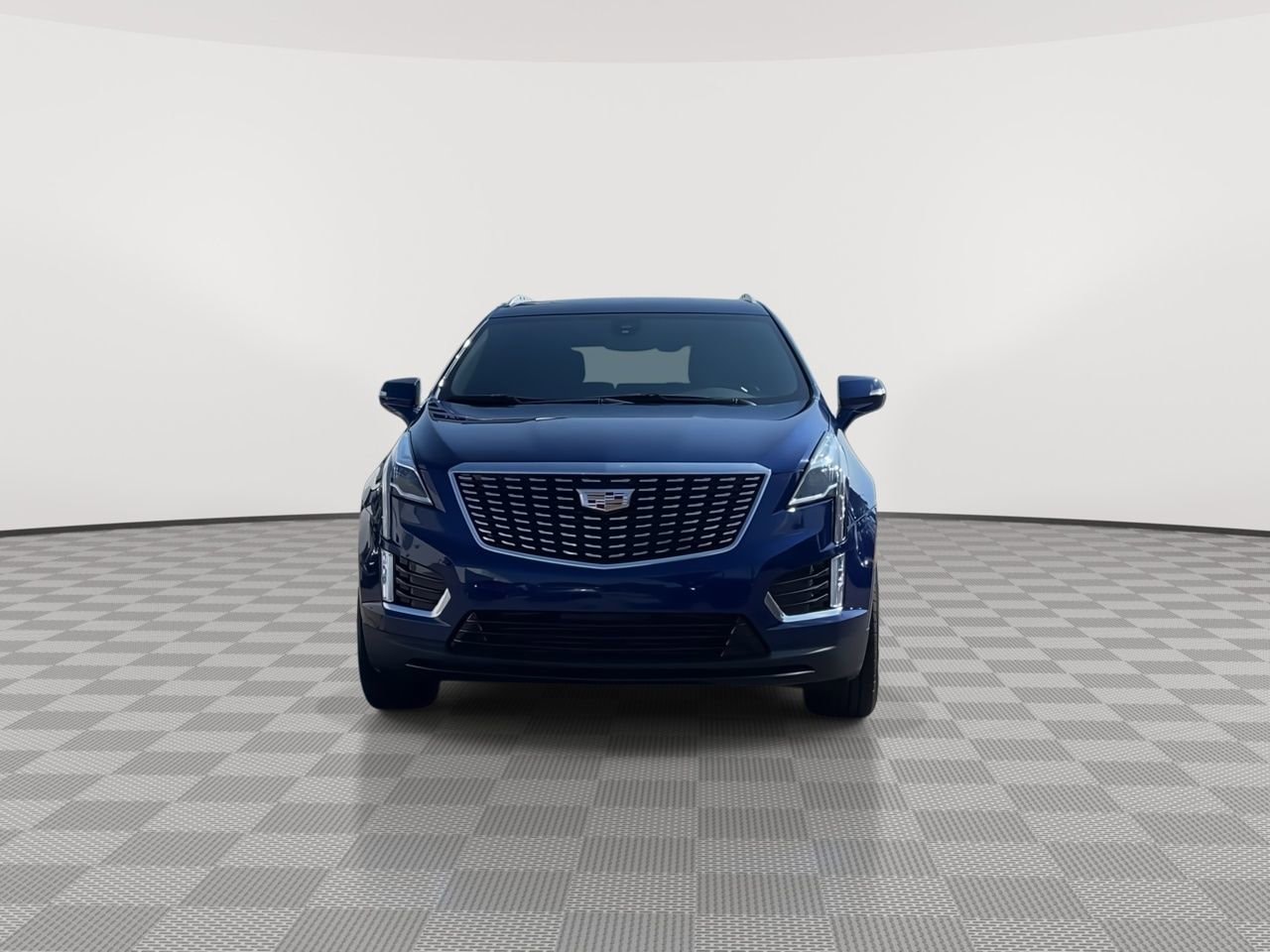 Thumbnail: 2024 Cadillac XT5 - 3