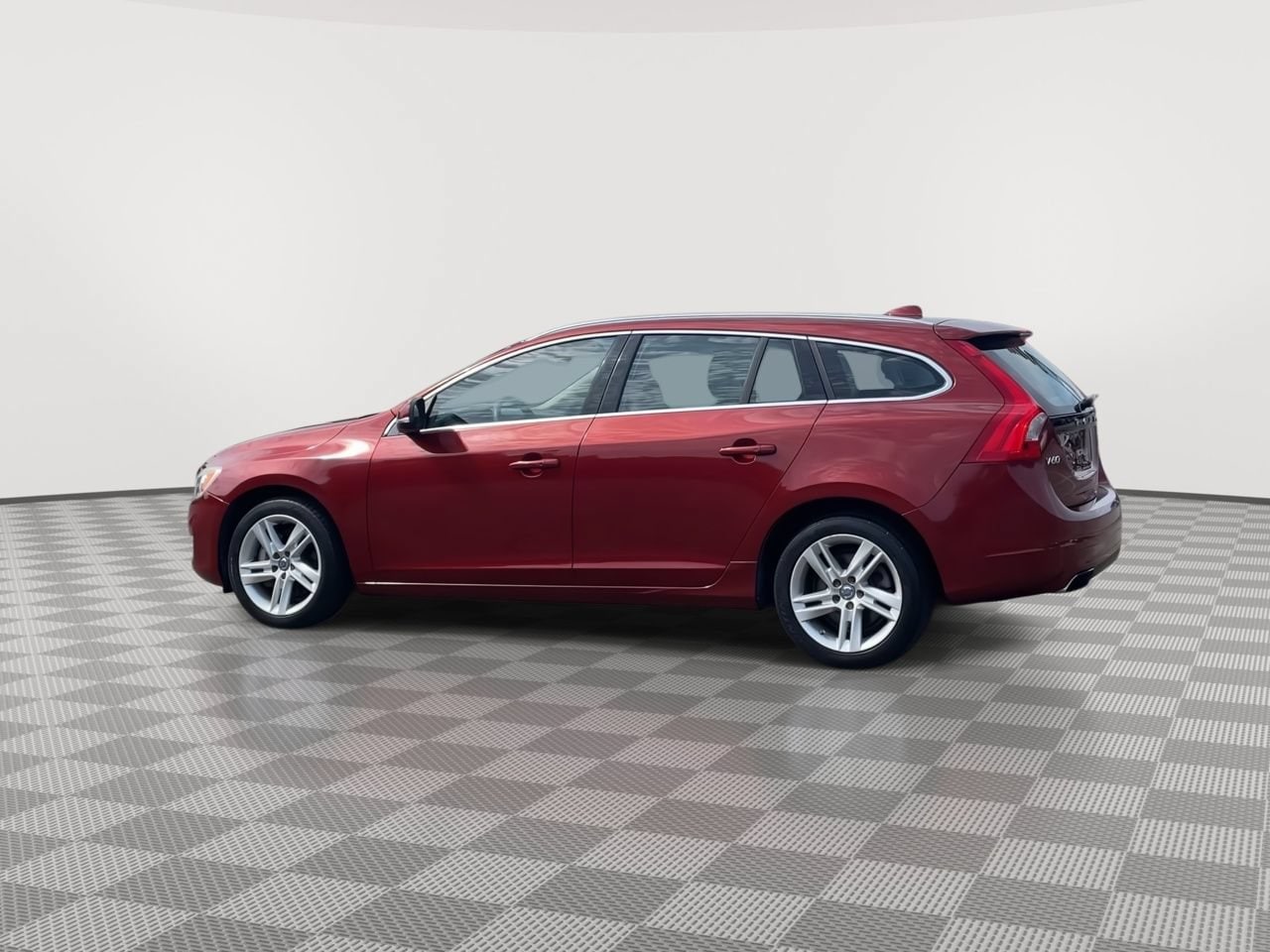 Thumbnail: 2015 Volvo V60 - 6