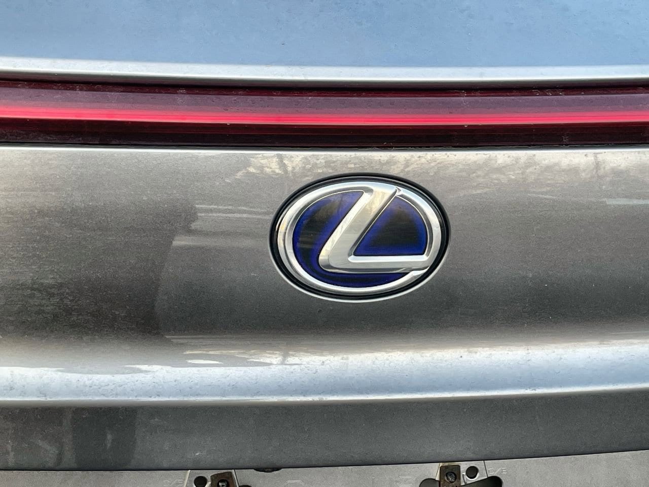 Thumbnail: 2020 Lexus UX - 41