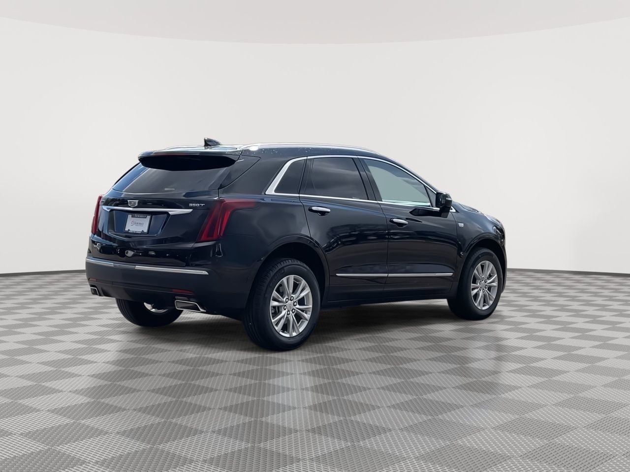 Thumbnail: 2023 Cadillac XT5 - 8