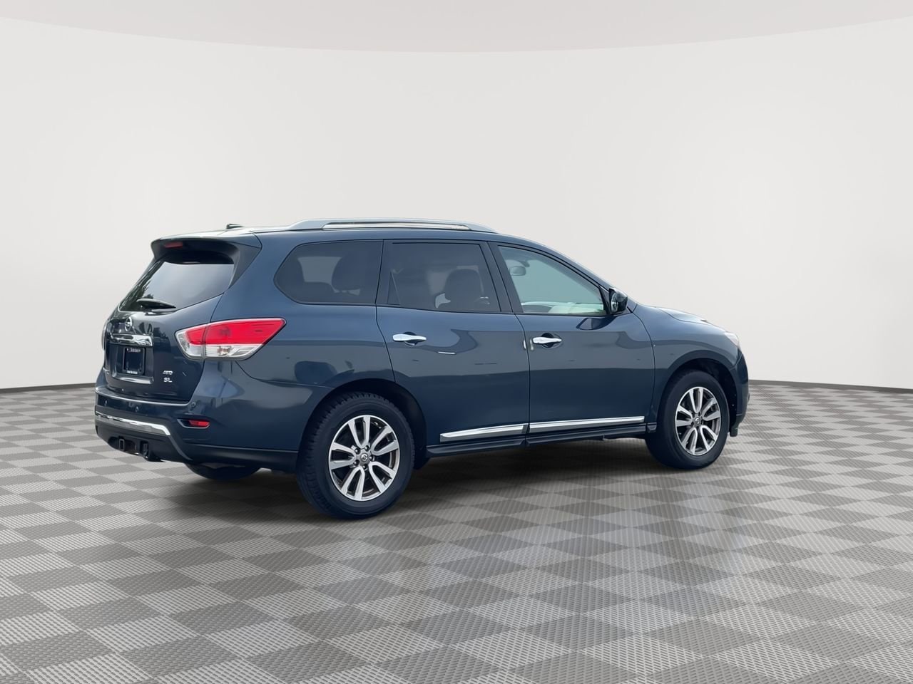 Thumbnail: 2014 Nissan Pathfinder - 8