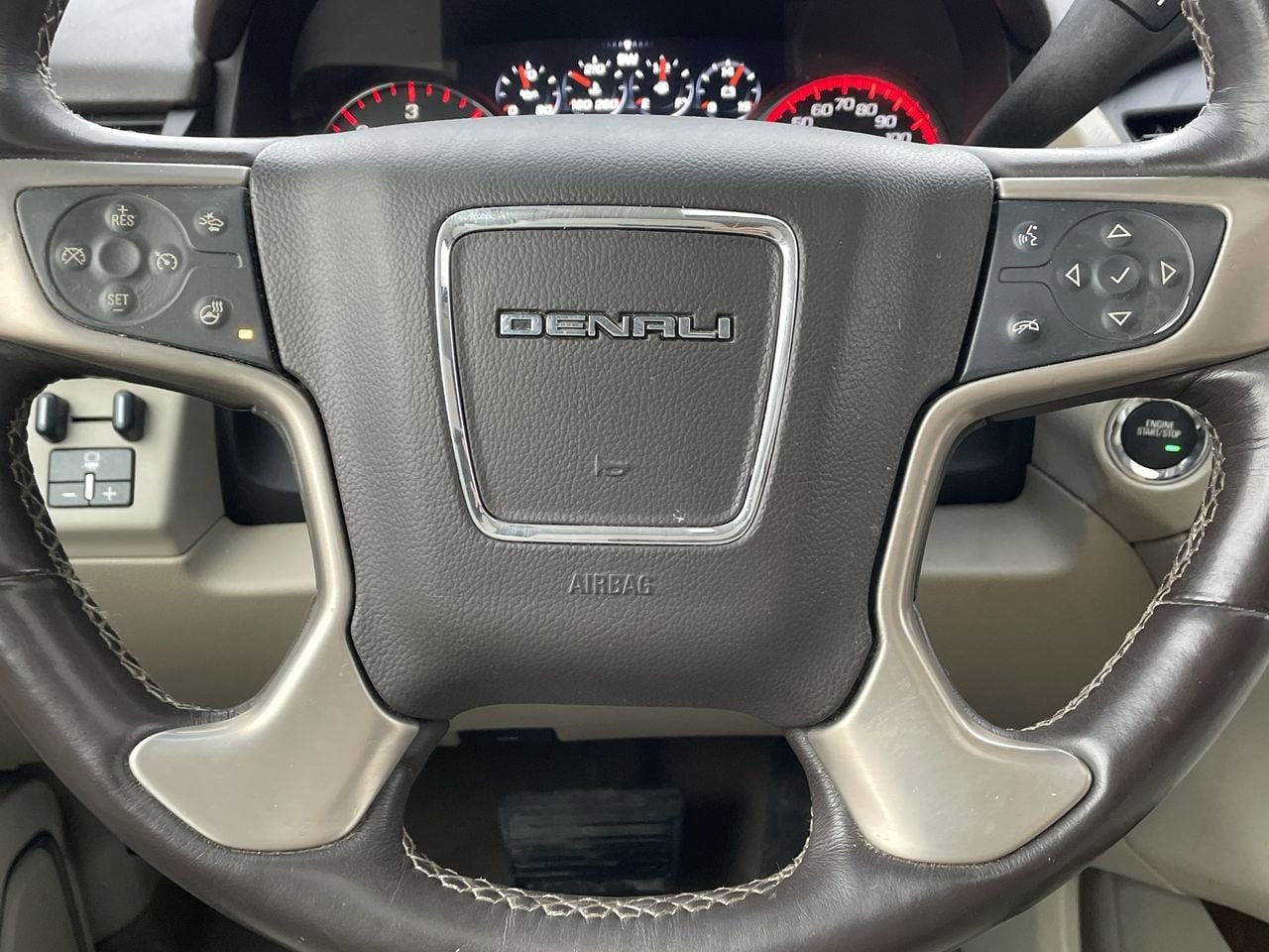 Thumbnail: 2016 GMC Yukon - 10