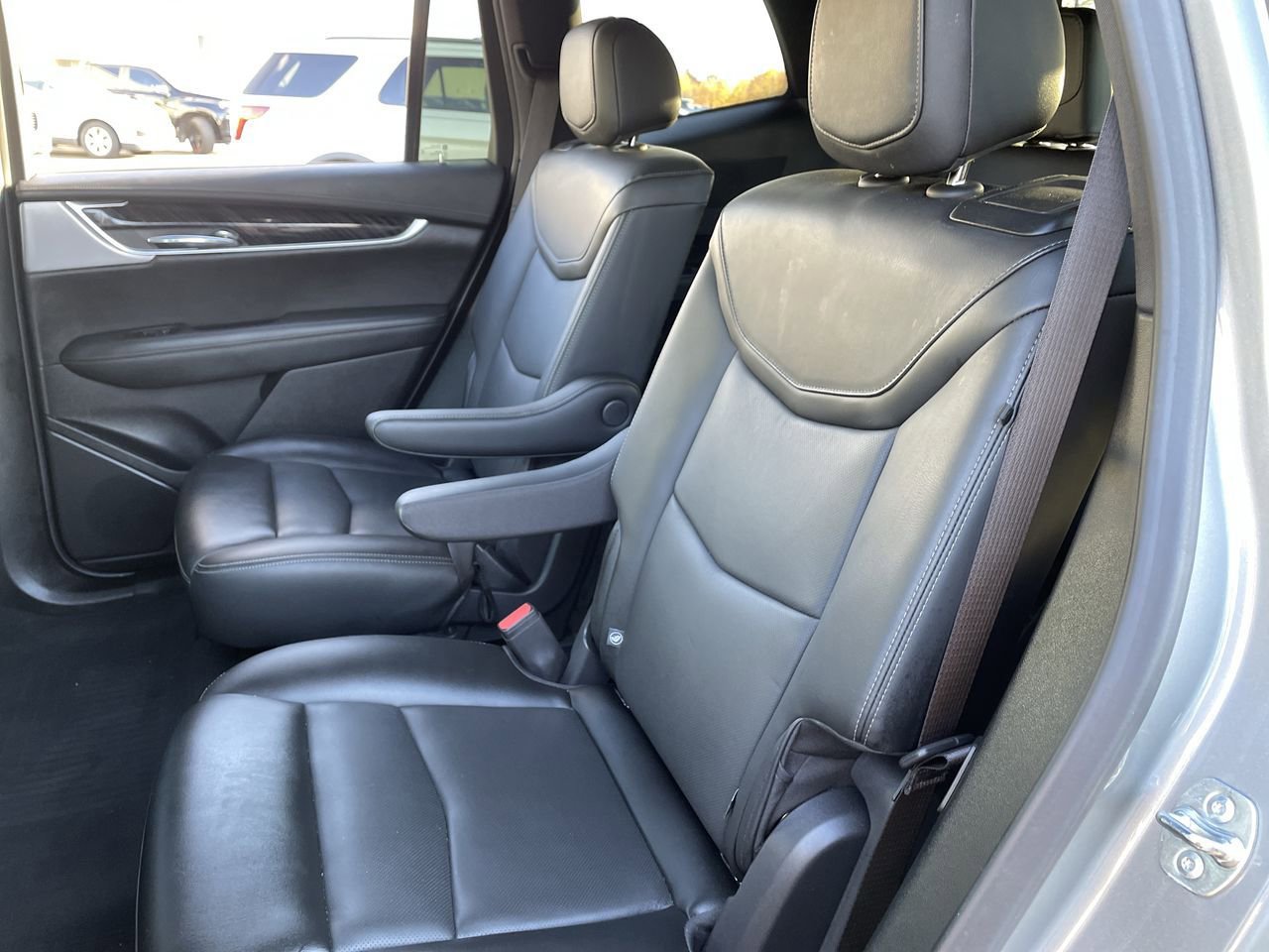 Thumbnail: 2024 Cadillac XT6 - 20