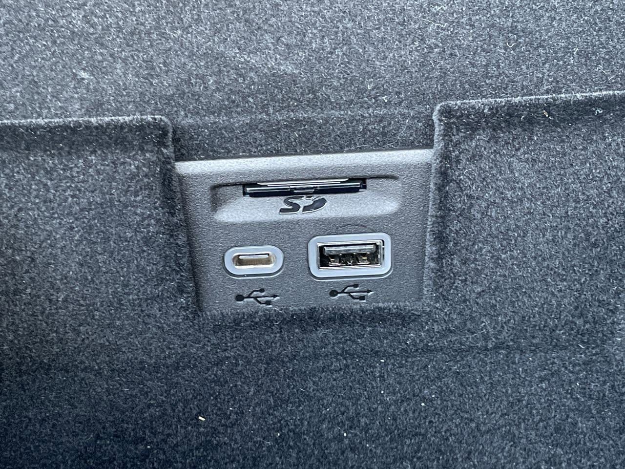 Thumbnail: 2021 Cadillac XT5 - 27