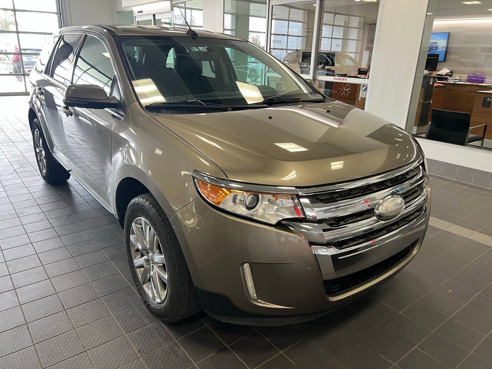 Thumbnail: 2013 Ford Edge - 4