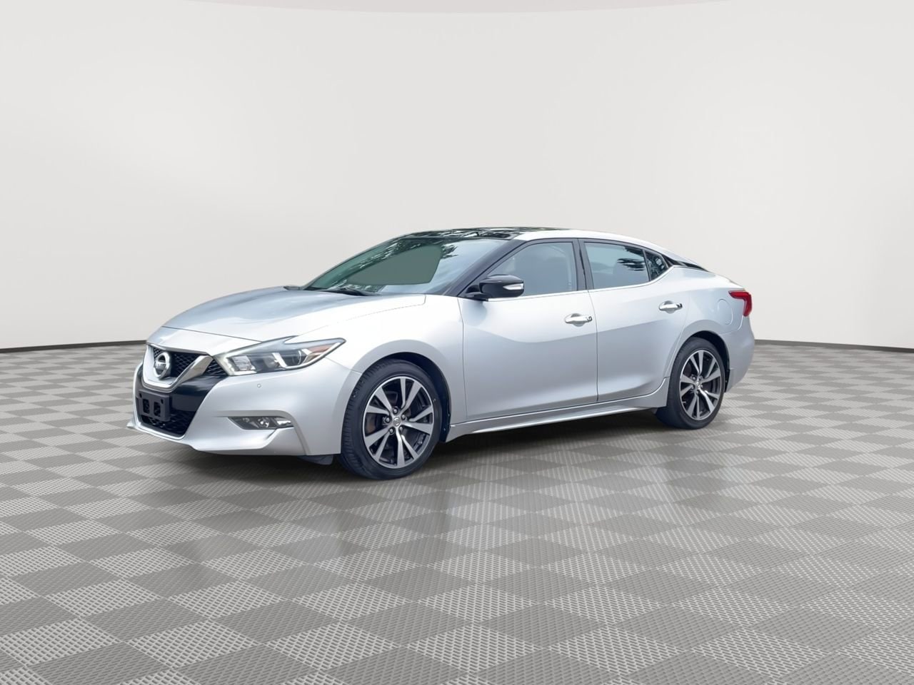 Thumbnail: 2016 Nissan Maxima - 4