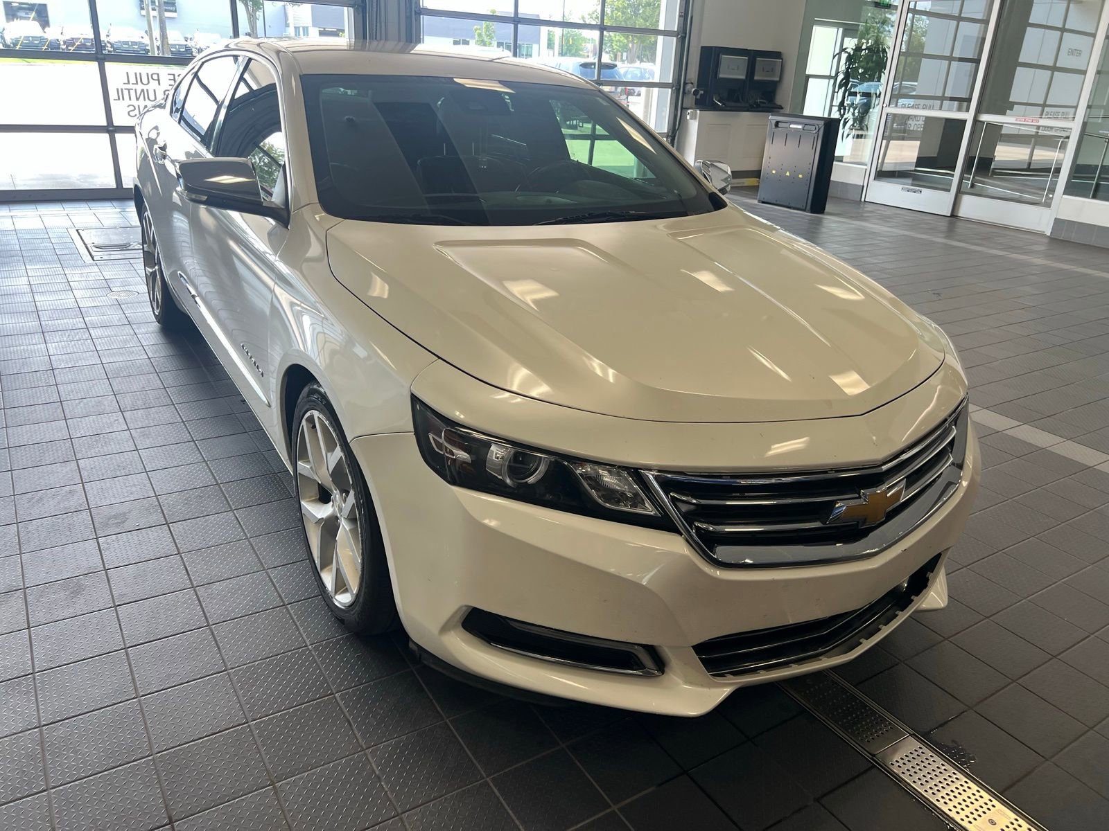 Thumbnail: 2014 Chevrolet Impala - 4