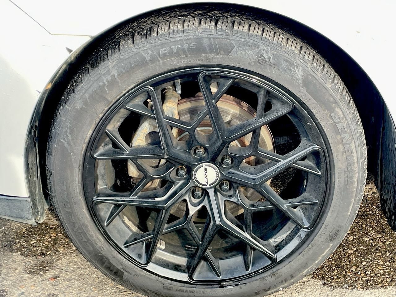 Thumbnail: 2014 Ford Taurus - 34