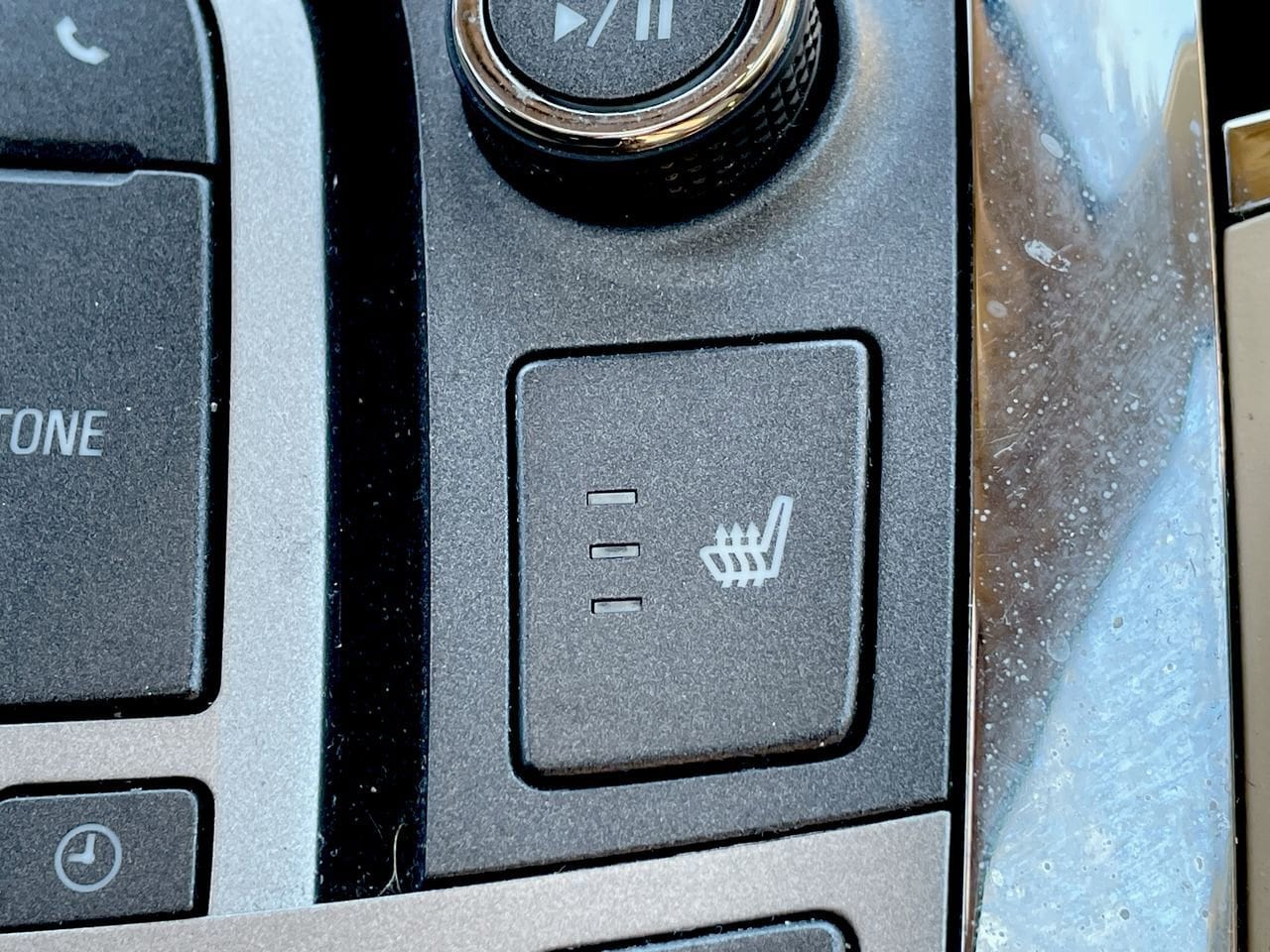 2013 Buick LaCrosse Leather Group 21