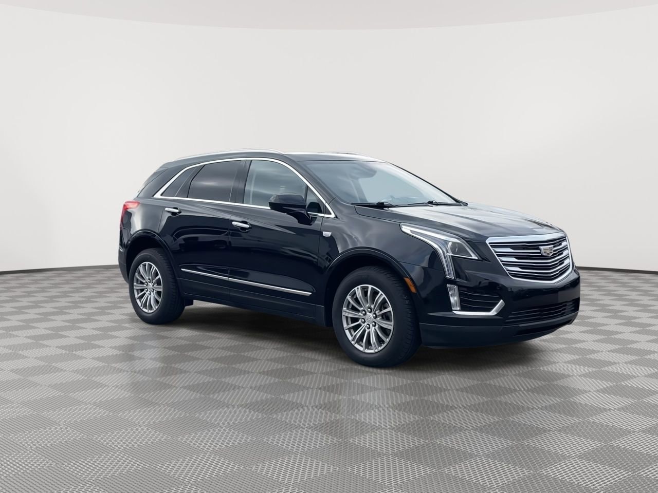 Thumbnail: 2019 Cadillac XT5 - 2