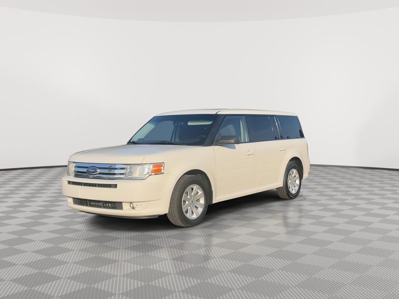 Thumbnail: 2010 Ford Flex - 4