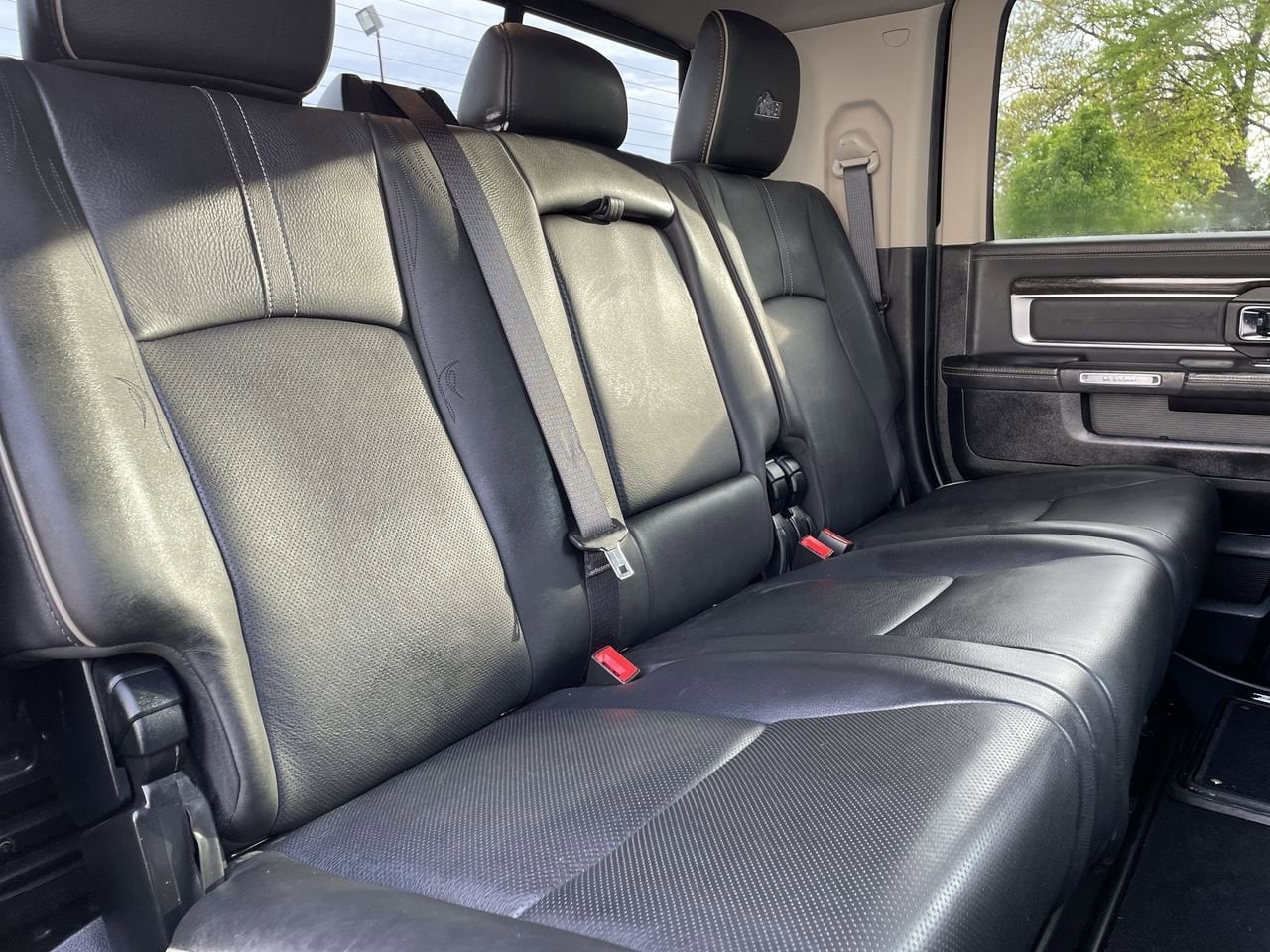 2015 RAM 3500 Longhorn 15